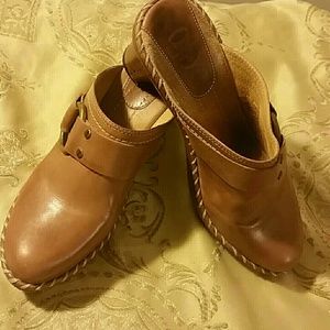 Frye Clogs